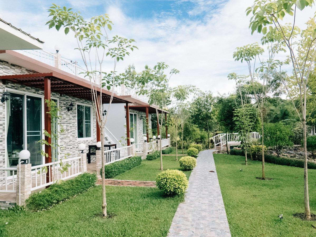 Rai Fahpratan Home And Garden Ban Pak Ngam  Экстерьер фото